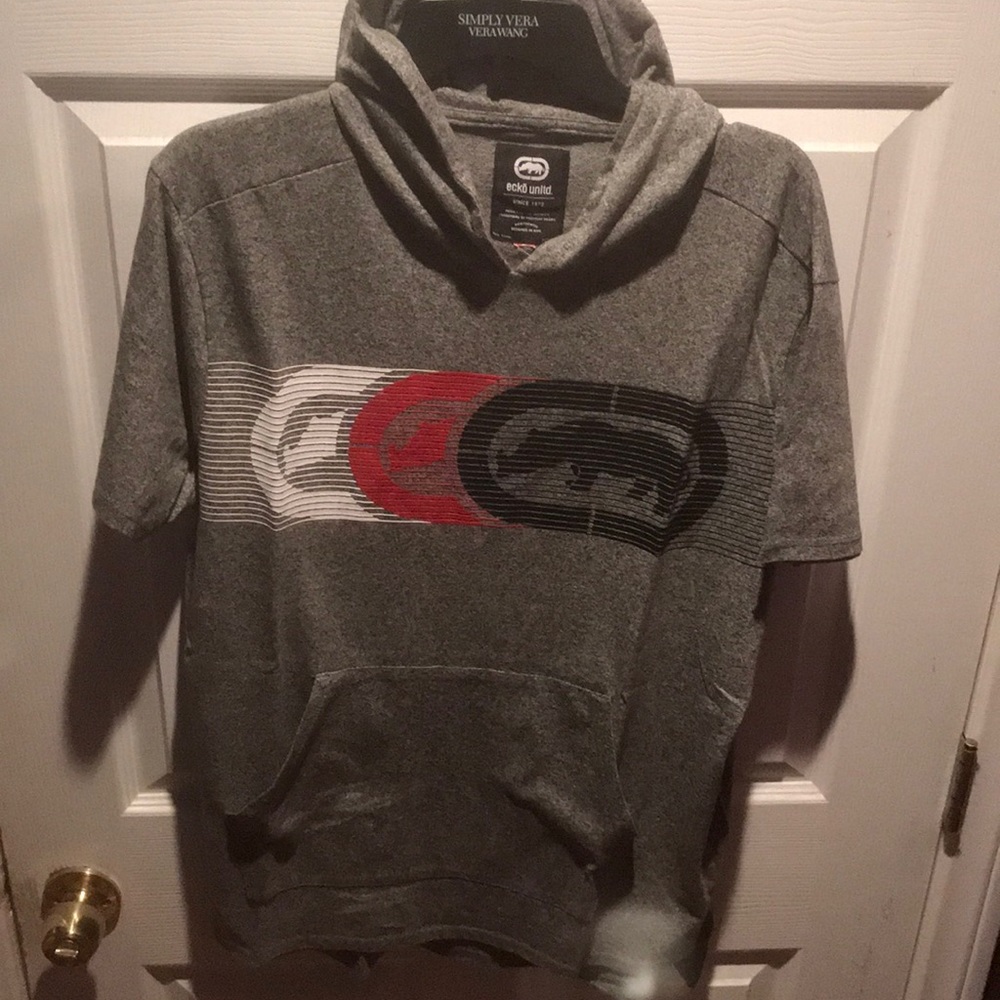 Used Ecko Unltd Short Sleeve with Hoodie Size L